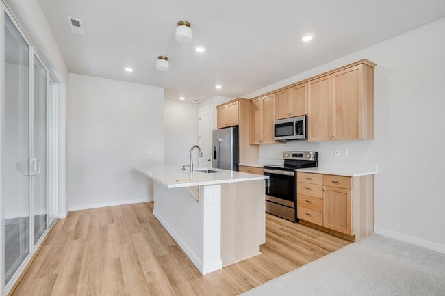 Photo - Beautiful 3 Bed, 3 Bath Rental Home in Hil...