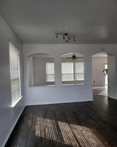 Photo - 513 Pineview Ln