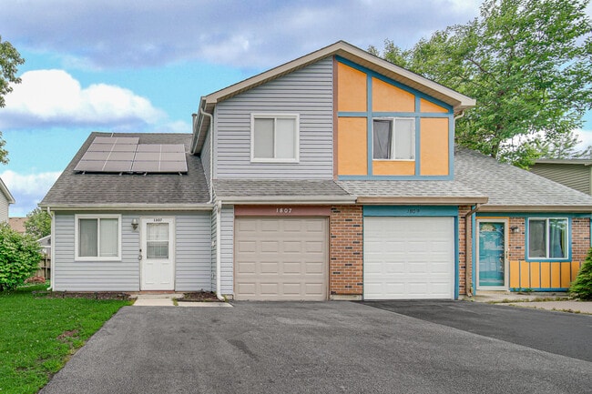 Photo - 1807 Whitney Dr