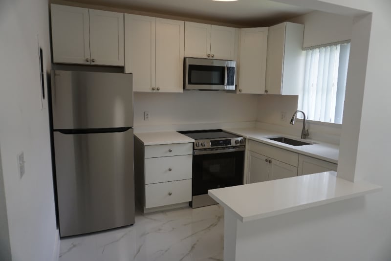 Photo - 151 Stratford K