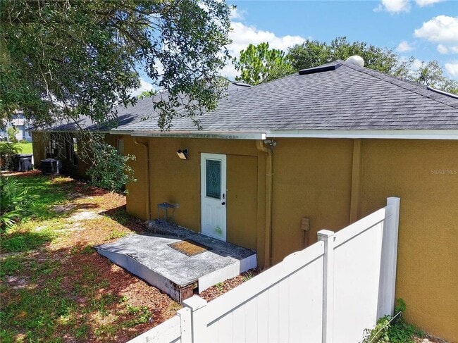 465 Rio Grande Ln