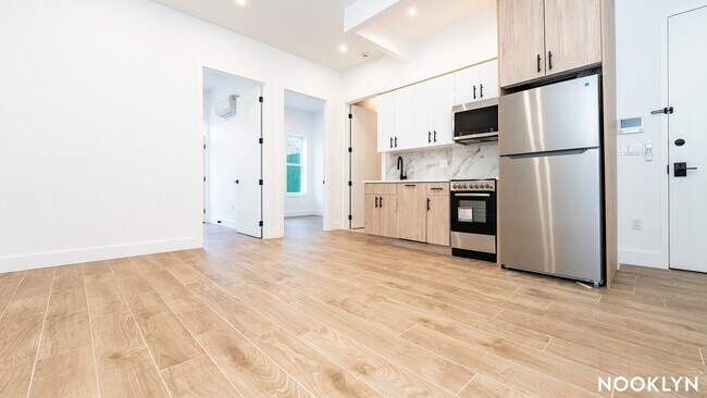 Photo - 897 New York Ave Unidad 1R