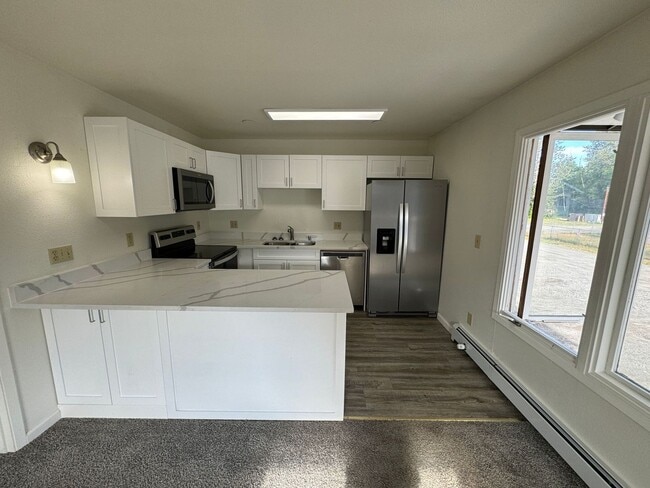 Photo - 1 BD, 1 BA Apartment Nestled Back on a Cul-de-Sac Unit 4006 #12