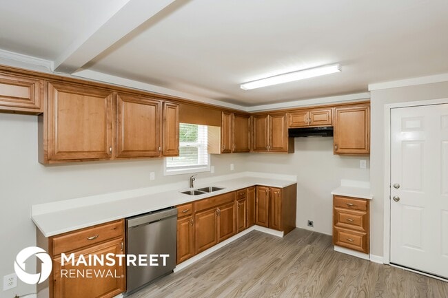 Photo - 15 Pine Valley Dr