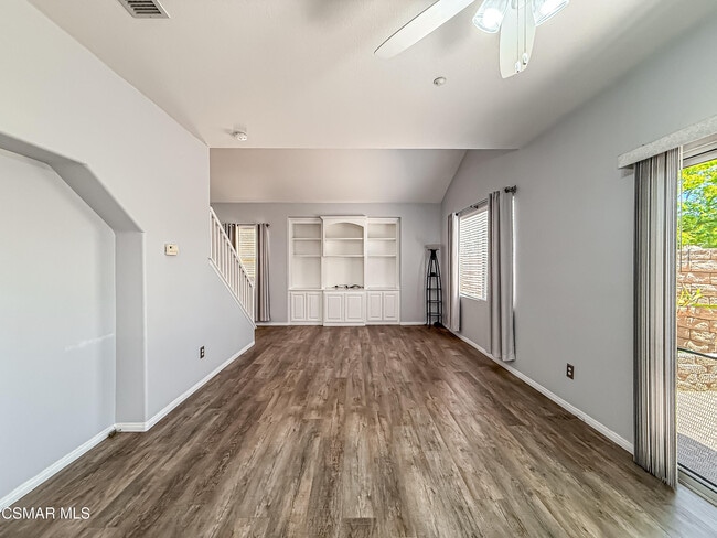 Photo - 1838 Amberleaf Ln