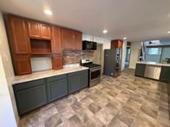 Photo - 3BED2BATH - NEWLY REMODELED WITH LARGE SHO...