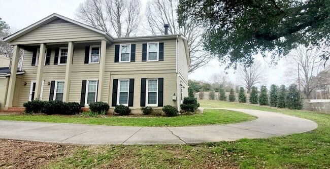 Photo - Charming 2 bedroom 1 bath duplex on Park Rd