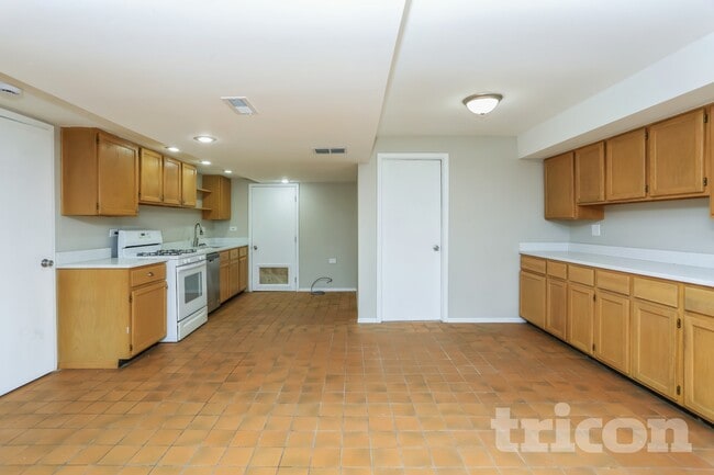 Photo - 5004 Lake Dawnwood Dr