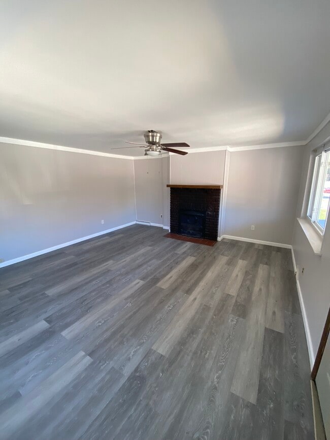 Photo - 501 3rd Ave Unidad 501