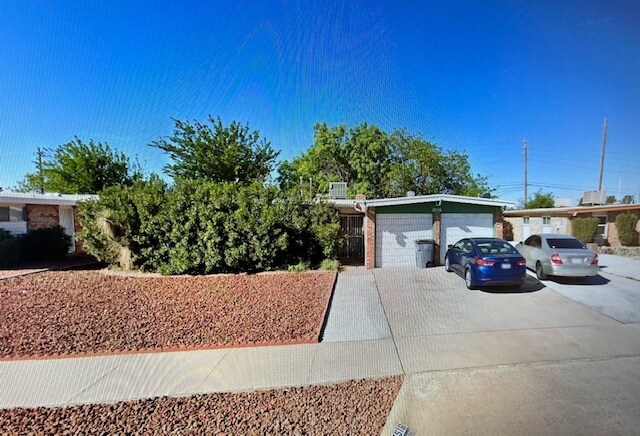 Photo - 10516 Darin Rd