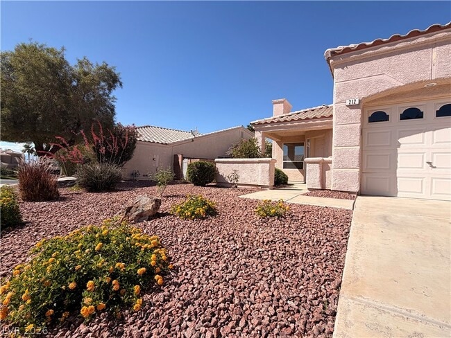 Photo - 212 Horizon Peak Dr