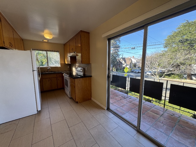 Photo - 860 Prospect Row Unit 2