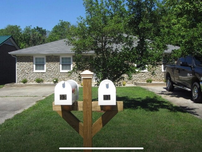 Photo - 91-93 Meadowbrook Drive Duplex Unidad 93 Meadowbrook