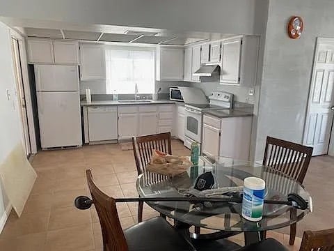 Photo - 7716 Partridge Ave