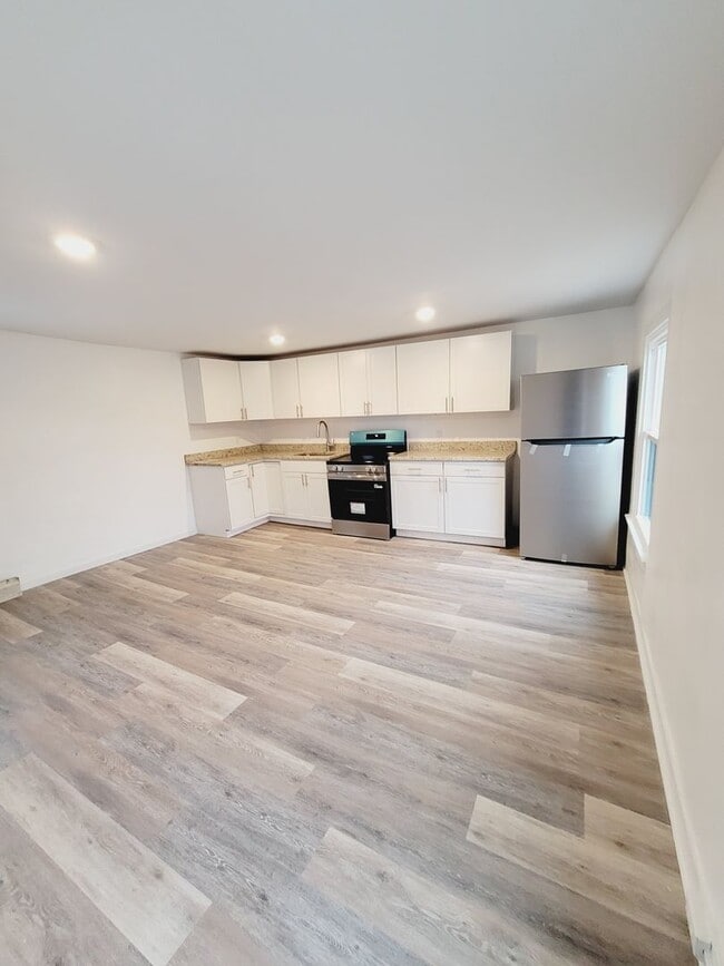 1114 Bedford Ave Unit 2