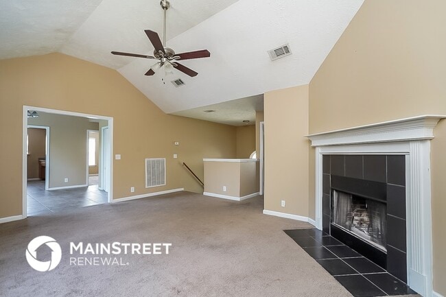 Photo - 2120 Academy Way