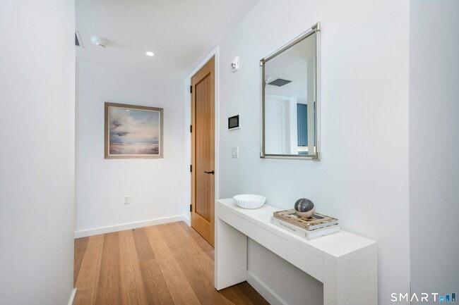 Photo - 111 Rowayton Ave Unit 201