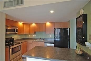 Building Photo - 85 Brainerd Rd Unit 304 Rental