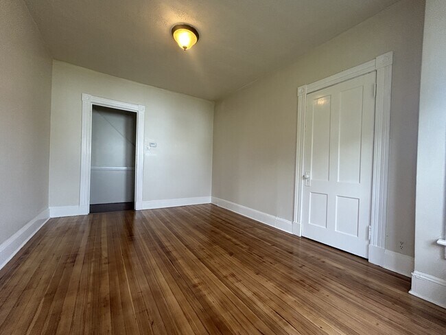Photo - 35 Kent Ave Unit 35-2