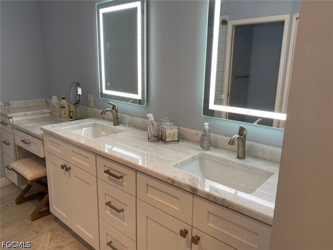 Photo - 8361 Grand Palm Dr Unidad 2