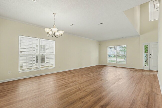 Photo - 4419 Karlbrook Ln