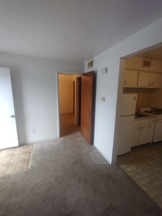 Photo - 2534 Telegraph Rd Unit 2534 - F