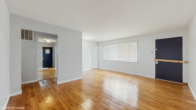 Photo - 1317 Mackinaw Ave