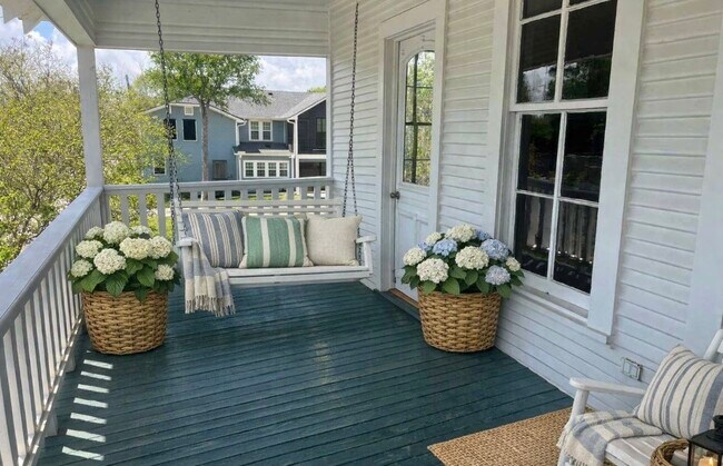 Photo - 618 Bayridge Rd