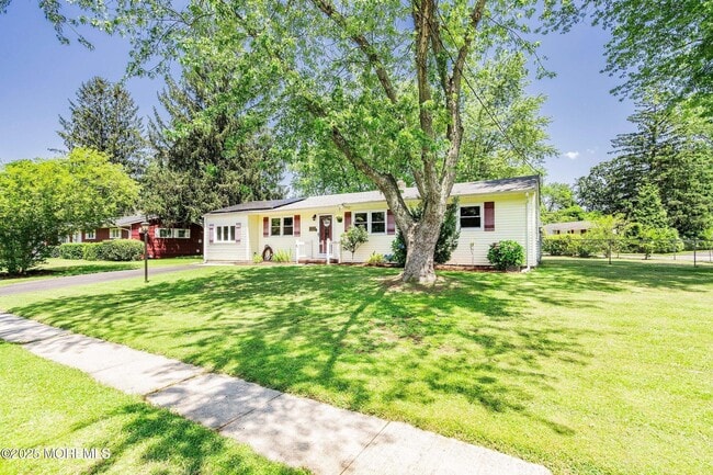 Photo - 6 Redwood Rd