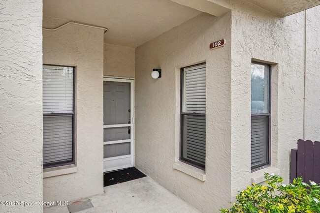 Building Photo - 1011 Clearmont St NE Unit 102-2