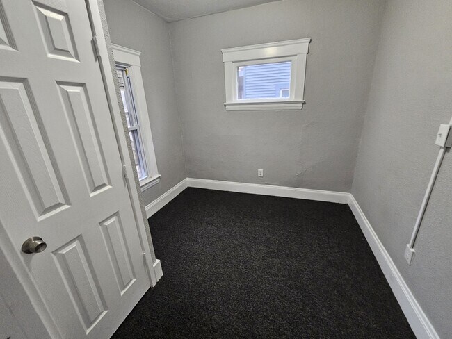 Photo - 4110 E 64th St