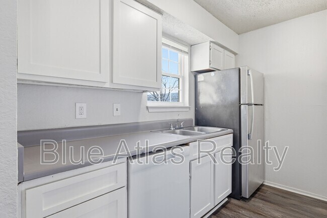 Photo - 8030 Cambridge Cir Unit A