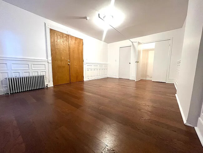 Building Photo - 911 Greene Ave Rental
