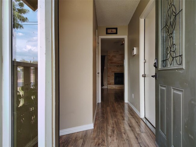 507 Thousand Oaks Blvd
