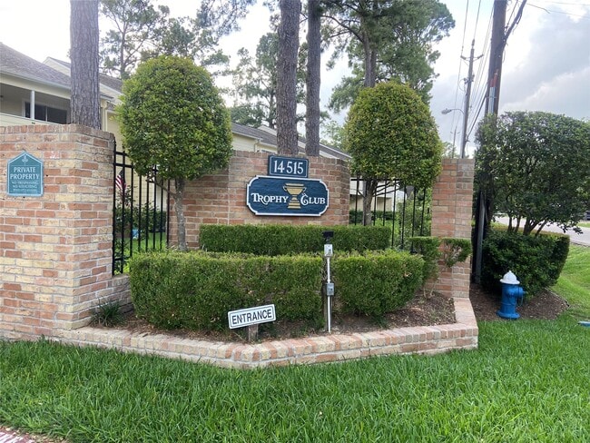 Building Photo - 14515 Wunderlich Dr Unit 811