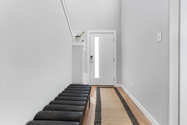 Photo - 608 Cottage Wood Dr