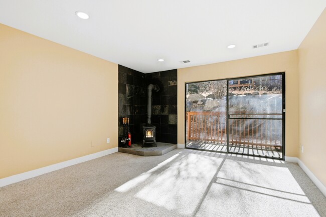 Photo - 1901 Clear Creek Dr