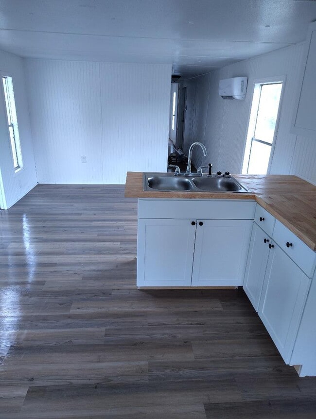 Photo - Deerfield Mobile Home Park