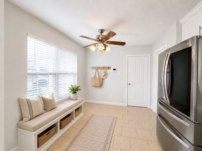 Photo - 9734 Willmont Rd