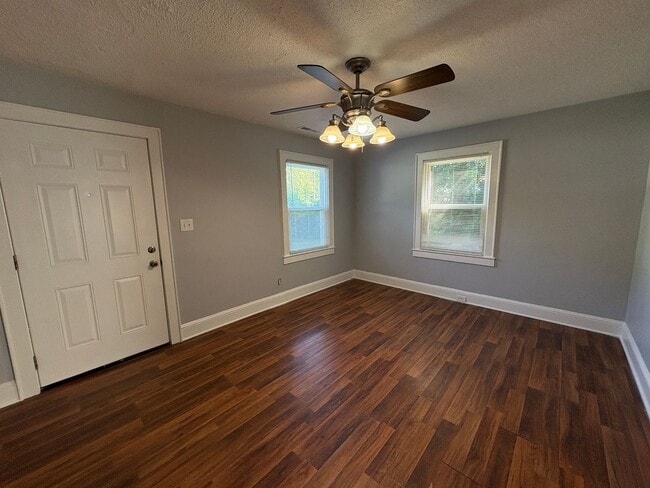 Photo - Charming 2 Bedroom home in Ashley Park