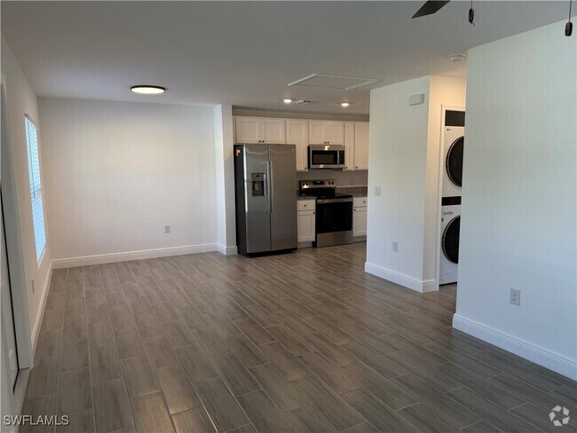 Building Photo - 917 Graystone Ave Rental