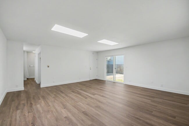 Photo - 1125 Henderson Ave