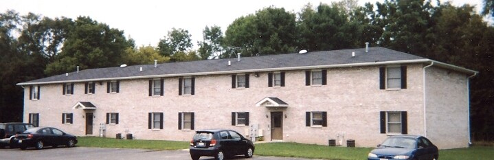 Lindenwood Apartments - Lindenwood Apartments