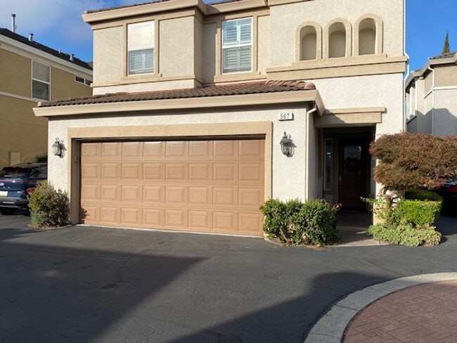 567 Abruzzi Ct