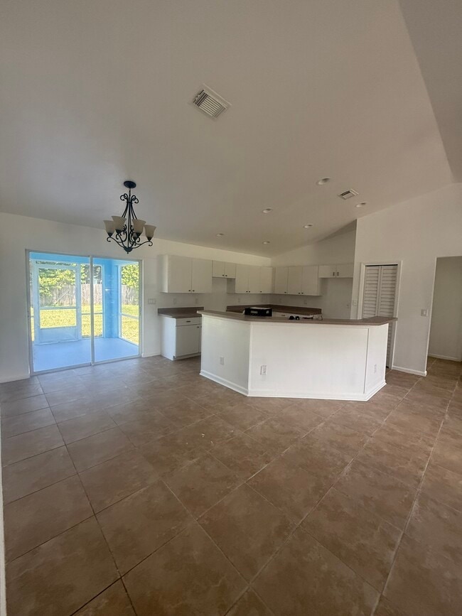 Photo - 2249 SE Friendship St