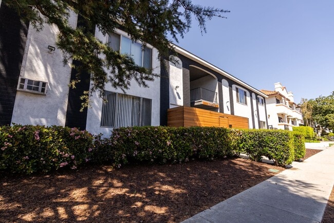 Photo - 11937 Avon Way