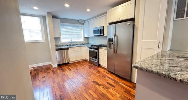 Photo - 814 S Oak St