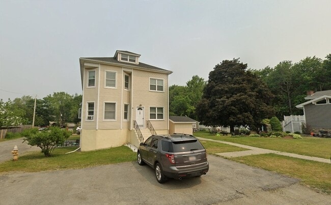Building Photo - 197 Lorenzo St Unit 1