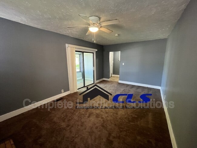 Photo - 2225 1st Ave
