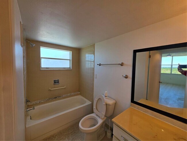 Photo - 2333 Feather Sound Dr Unit A607